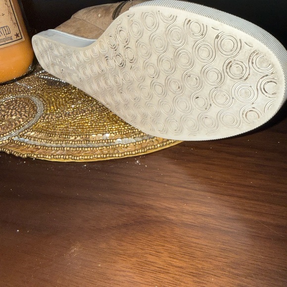 L.Paolo - Tan Suede Ankle Boots Size 8.5M - Picture 11 of 12